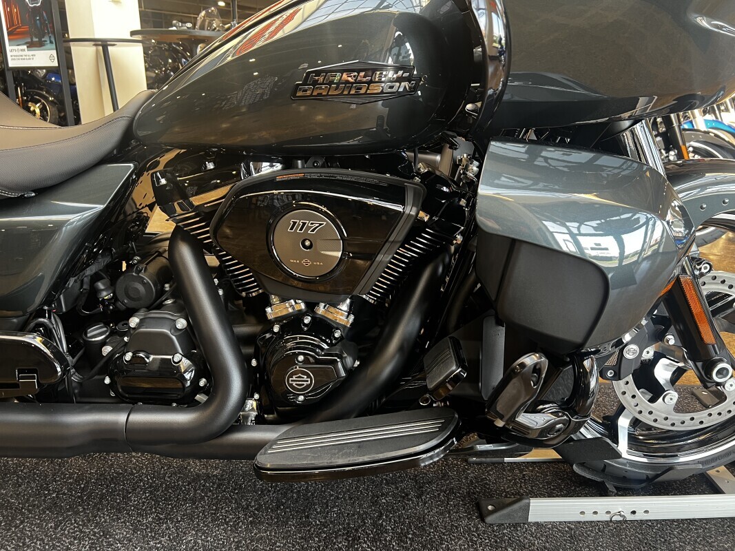 Harley-Davidson Road Glide 2025 FLTRX IRON HORSE - Photo 6