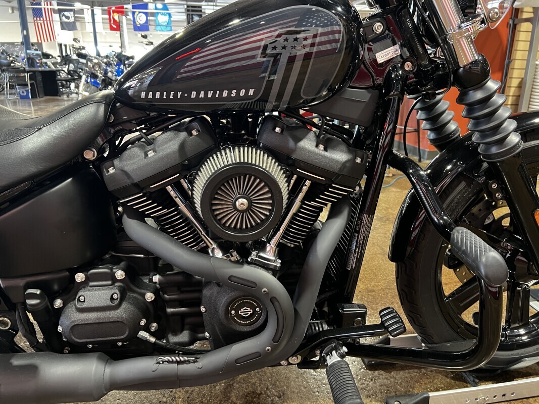 Harley-Davidson Street Bob 114 2024 FXBBS BLACK - Photo 4