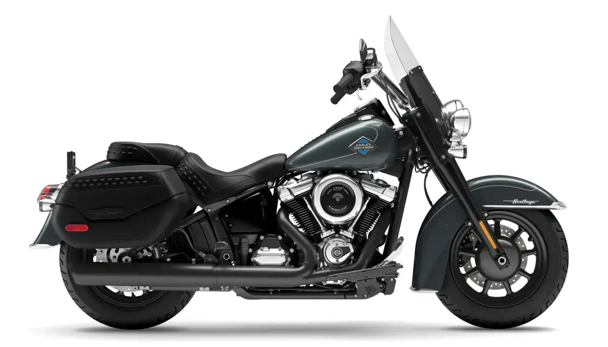 Harley-Davidson Heritage Classic 2025 FLHC IRON HORSE