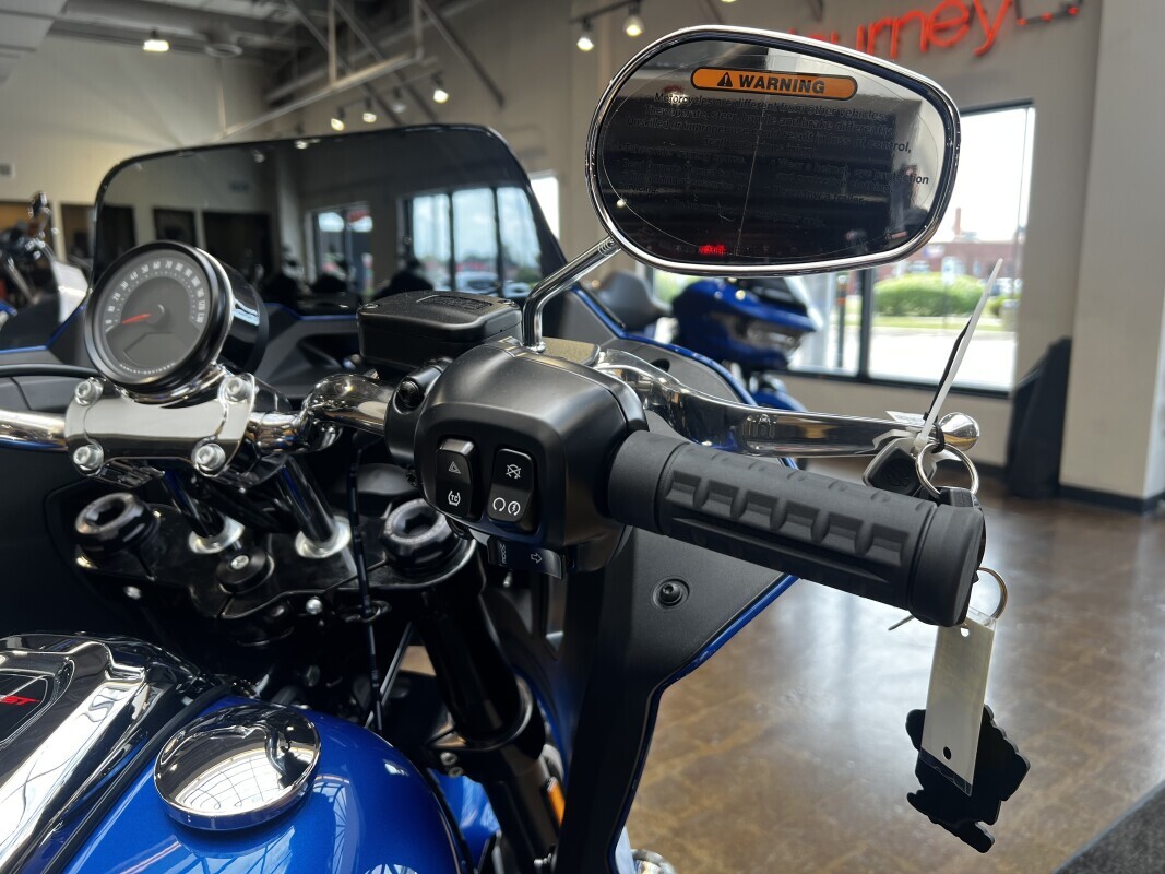 Harley-Davidson Low Rider ST 2025 FXLRST BLUE BURST - Photo 3