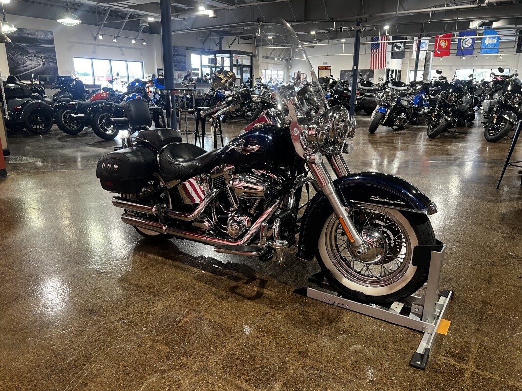 FLSTNSE 2000 CVO Softail Deluxe