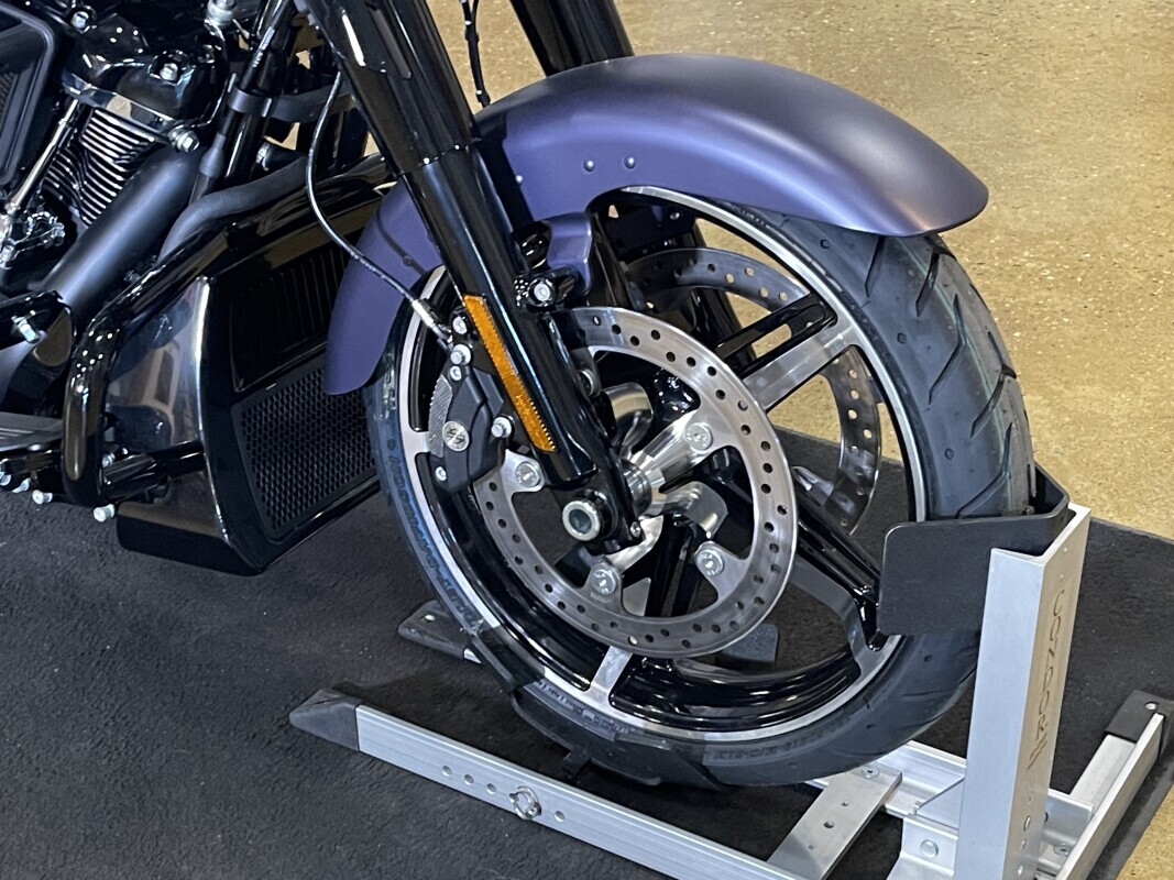 Harley-Davidson Street Glide 2025 FLHX PRPL ABYSS DNM - Photo 2