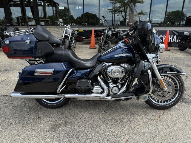 Harley-Davidson Electra Glide Ultra Limited 2013 FLHTK BLUE AND BLACK - Photo 2