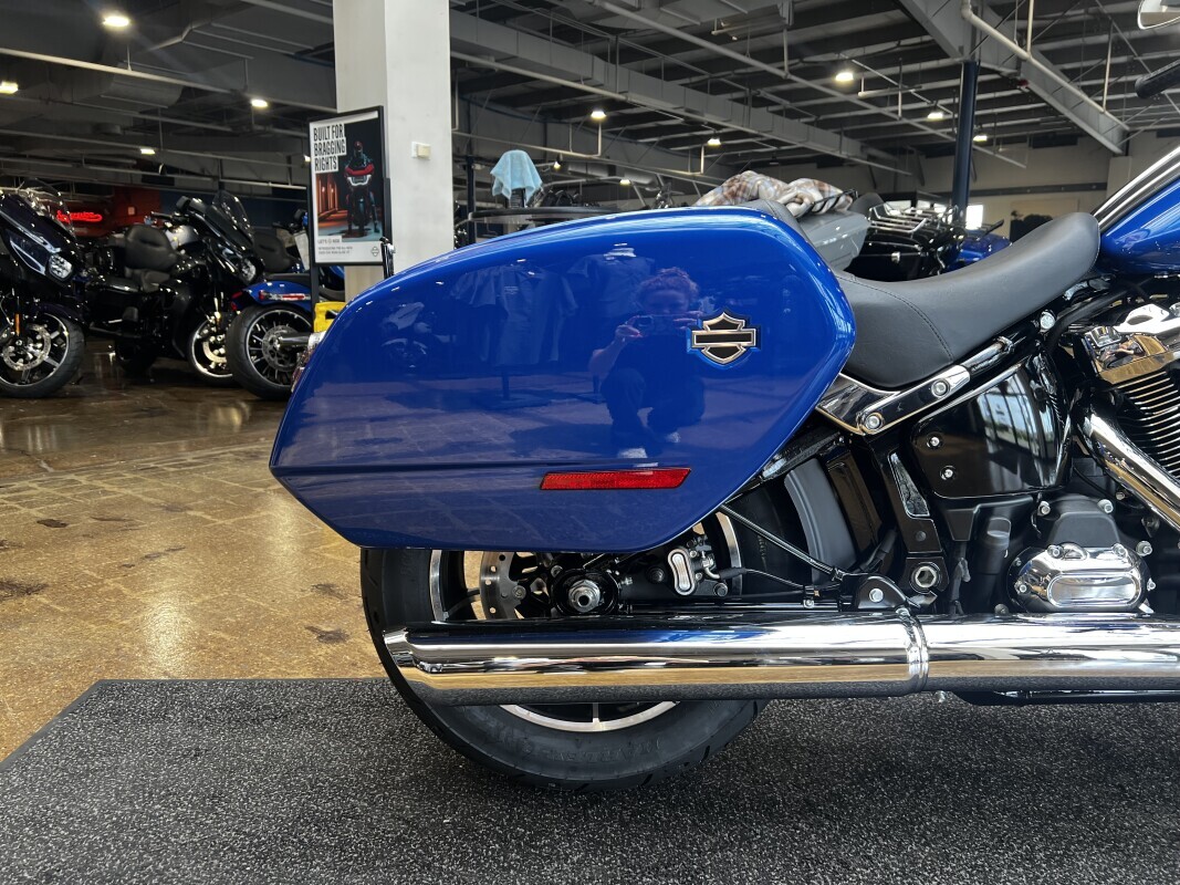 Harley-Davidson Low Rider ST 2025 FXLRST BLUE BURST - Photo 6