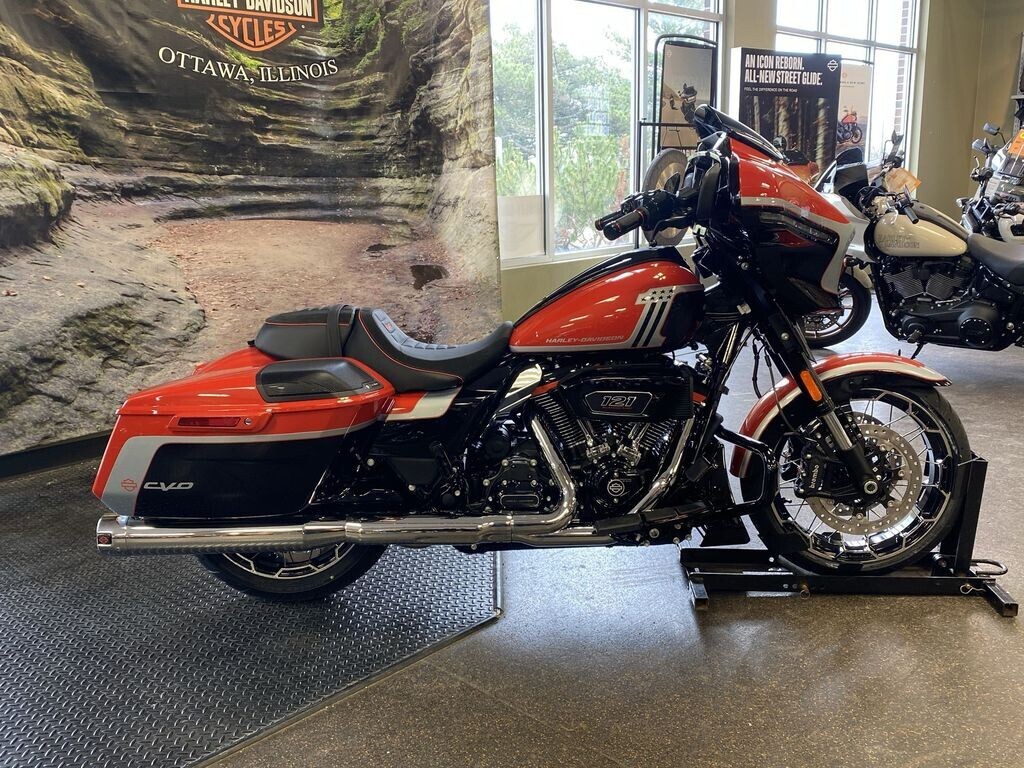 Harley-Davidson CVO Street Glide 2024 FLHXSE LEGENDARY - Photo 5