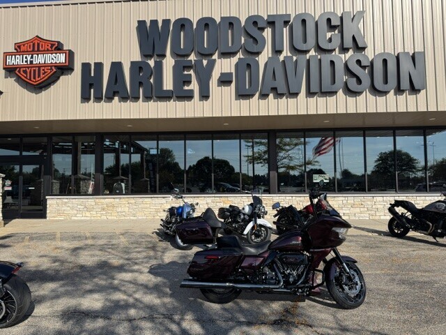 Harley-Davidson® CVO™ Road Glide® 2024 FLTRXSE COPPERHEAD