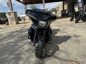 Harley-Davidson® Street Glide™ Ultra 2025 FLHXU VIVID BLACK thumb 0