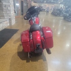 Harley-Davidson® Street Glide™ 2025 FLHX BRILLIANT RED thumb 3