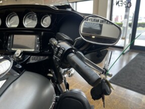 Harley-Davidson® Ultra Limited 2018 FLHTK GRAY/BLACK DENIM thumb 0