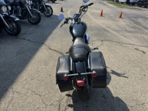 Harley-Davidson® 1200 Custom 2013 XL1200C BLACK thumb 2