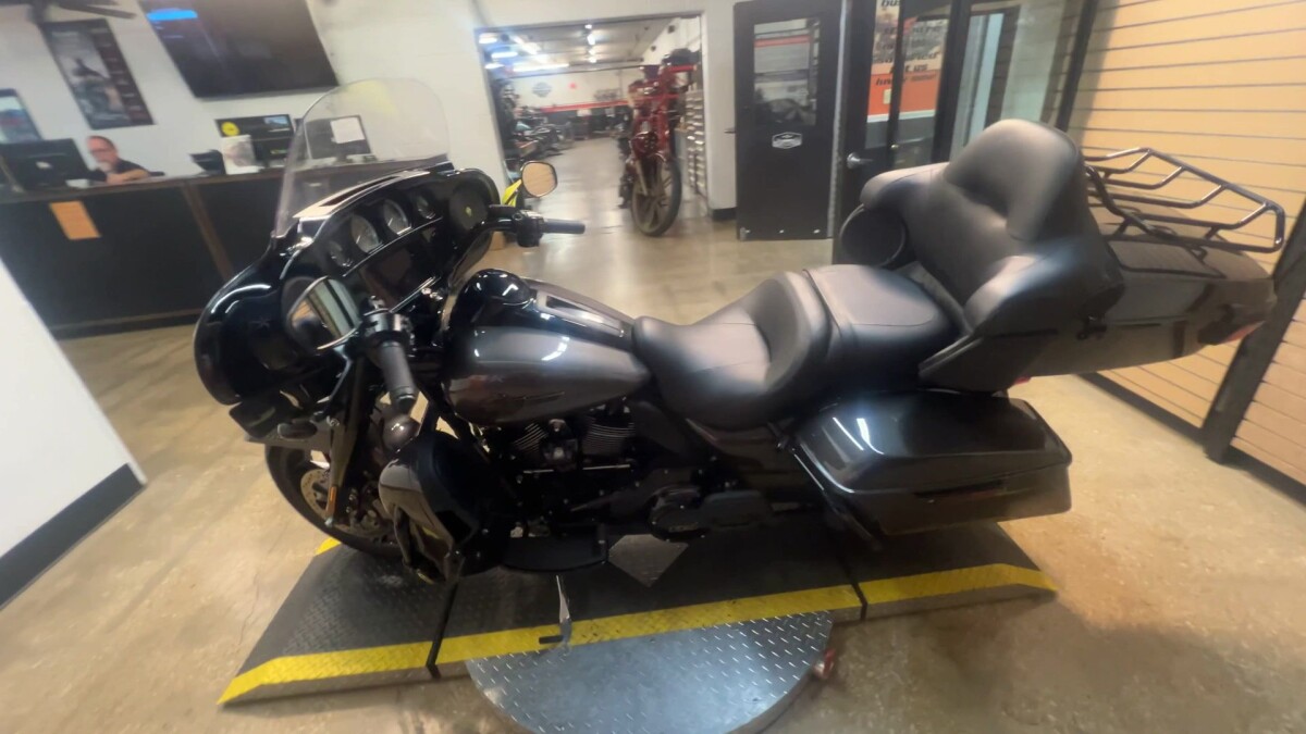 2023 Harley-Davidson Ultra Limited FLHTK - Photo 9