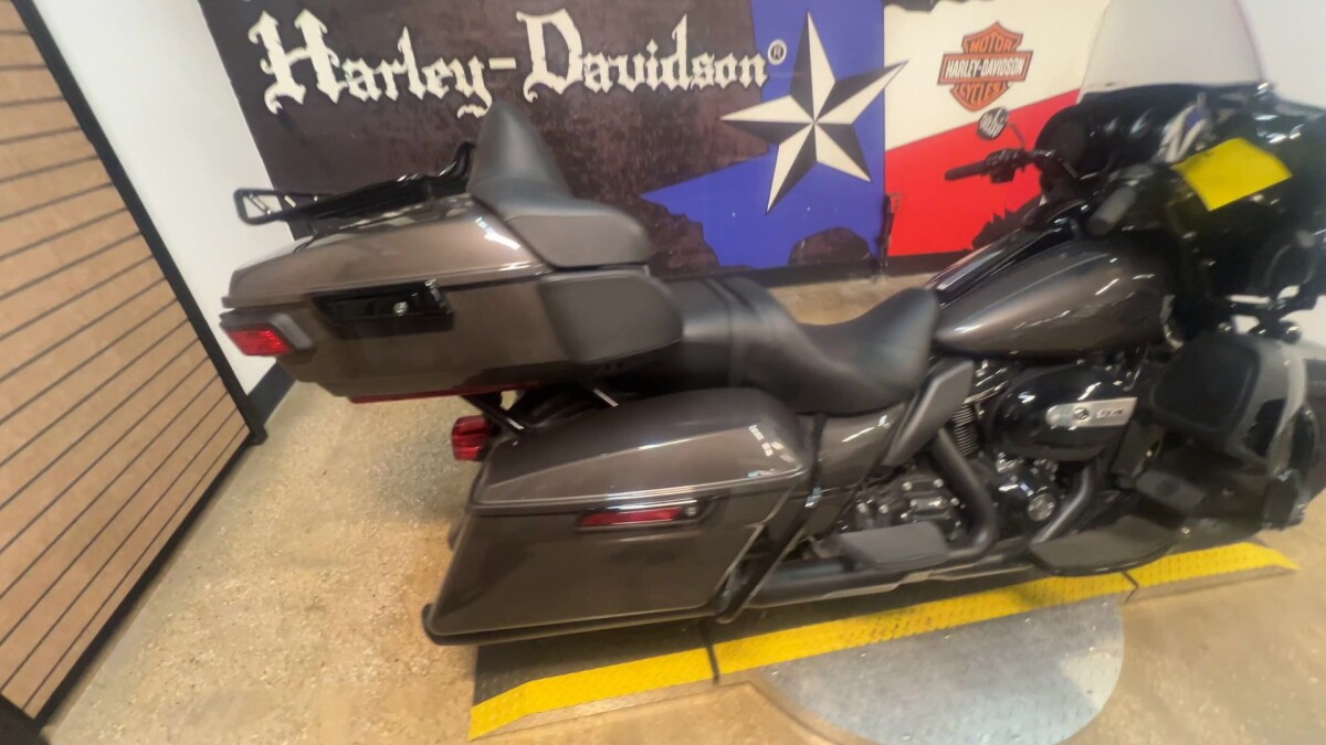 2023 Harley-Davidson Ultra Limited FLHTK - Photo 4