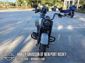 2025 Harley-Davidson® Road King™ Special thumb 3