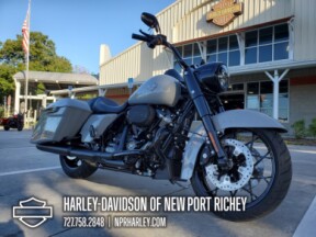 2025 Harley-Davidson® Road King™ Special thumb 2