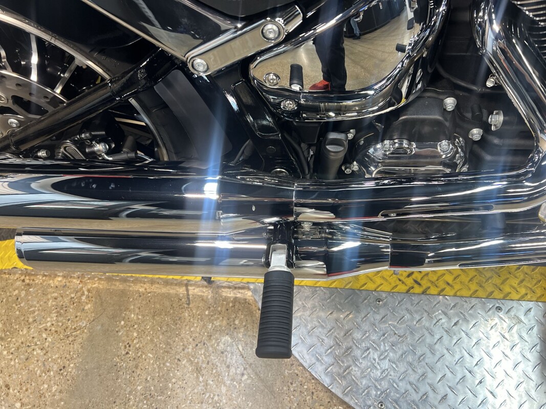 2025 Harley-Davidson Breakout FXBR - Photo 8