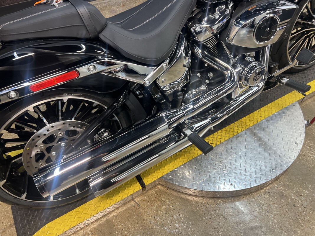 2025 Harley-Davidson Breakout FXBR - Photo 10
