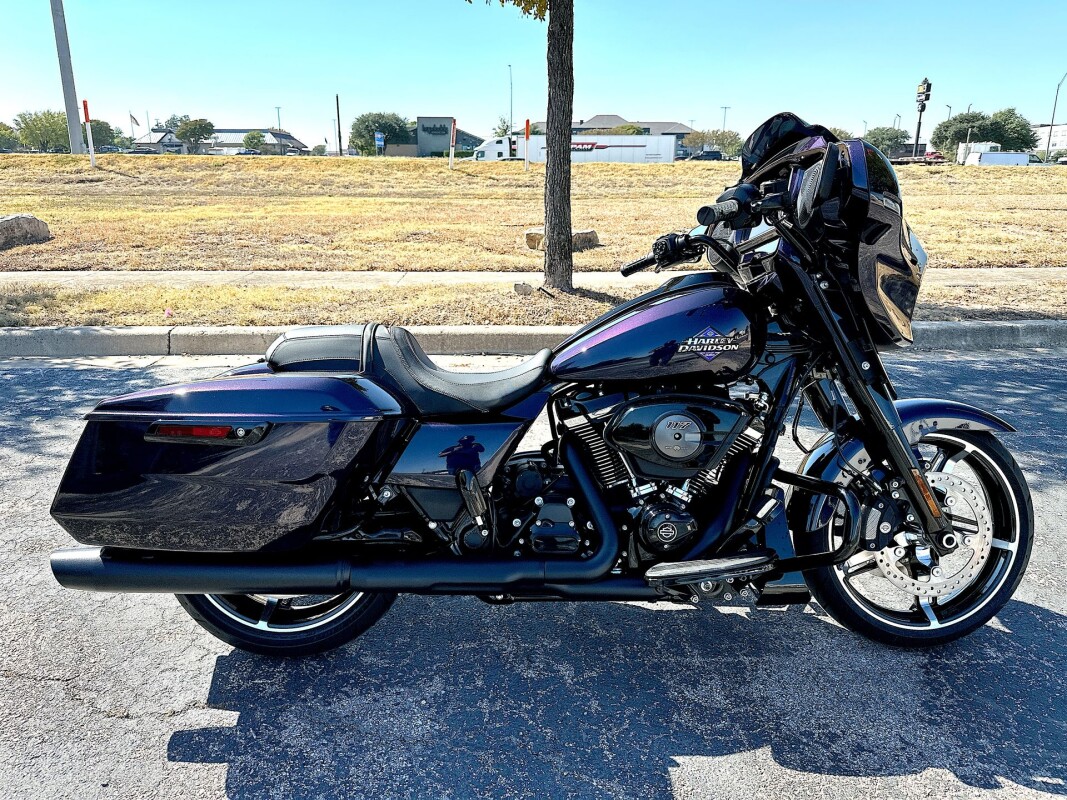 2025 Harley-Davidson Street Glide FLHX