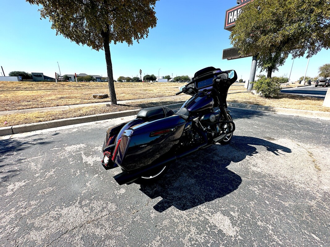 2025 Harley-Davidson Street Glide FLHX - Photo 9