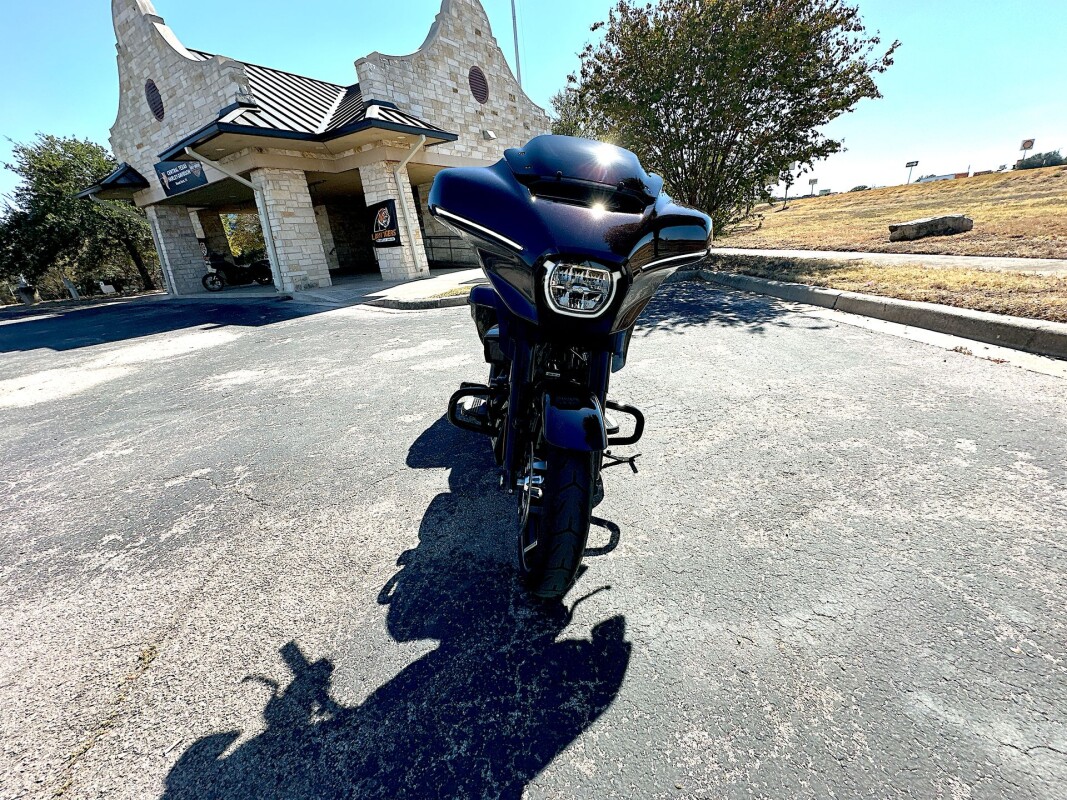 2025 Harley-Davidson Street Glide FLHX - Photo 4