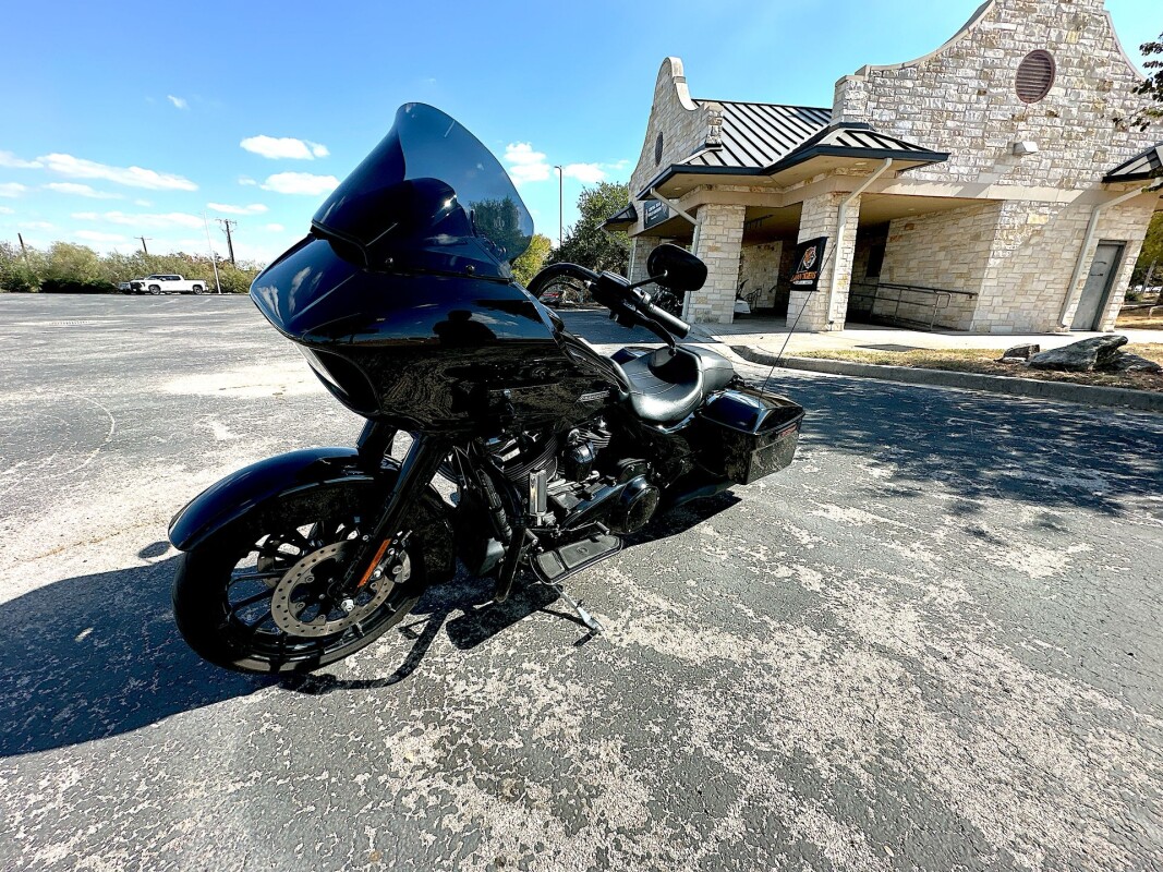 2018 Harley-Davidson Road Glide Special FLTRXS - Photo 5