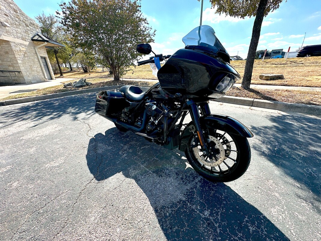 2018 Harley-Davidson Road Glide Special FLTRXS - Photo 3