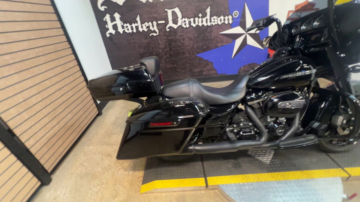 2020 Harley-Davidson Street Glide Special FLHXS - Photo 4