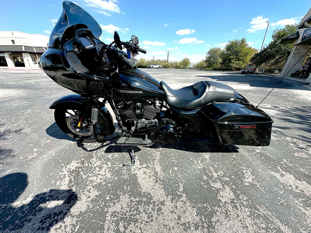 2018 Harley-Davidson Road Glide Special FLTRXS - Photo 6