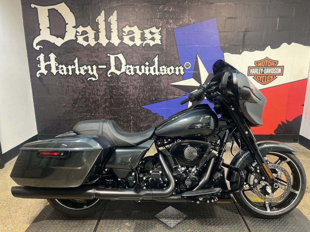 2025 Harley-Davidson Street Glide FLHX