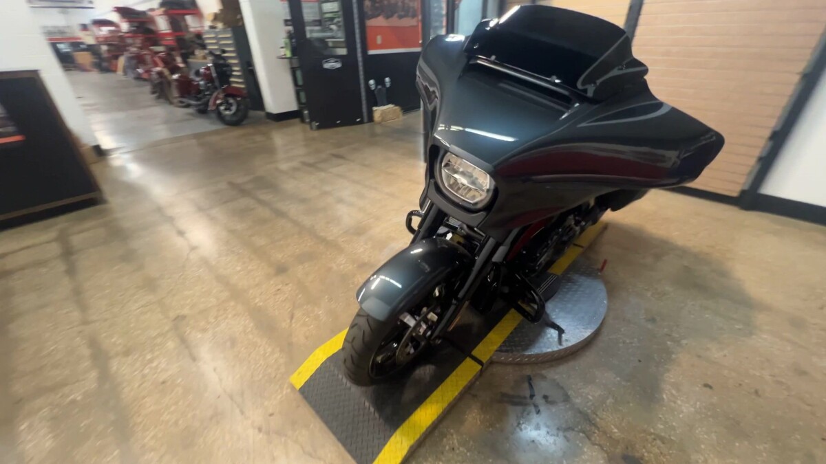 2025 Harley-Davidson Street Glide FLHX - Photo 7