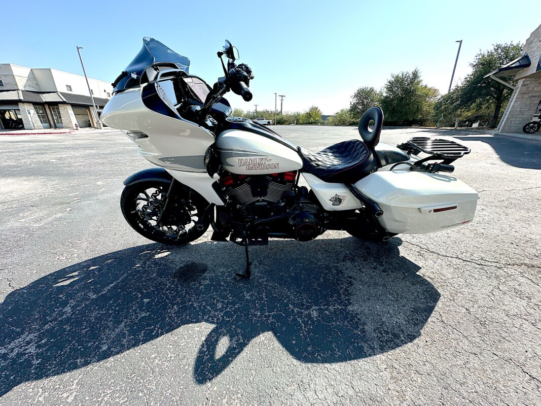 2024 Harley-Davidson CVO Road Glide ST FLTRXSTSE - Photo 6