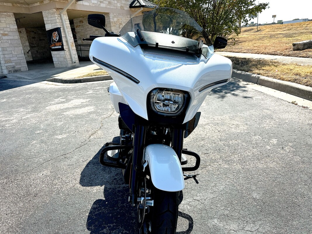 2024 Harley-Davidson Street Glide FLHX - Photo 10