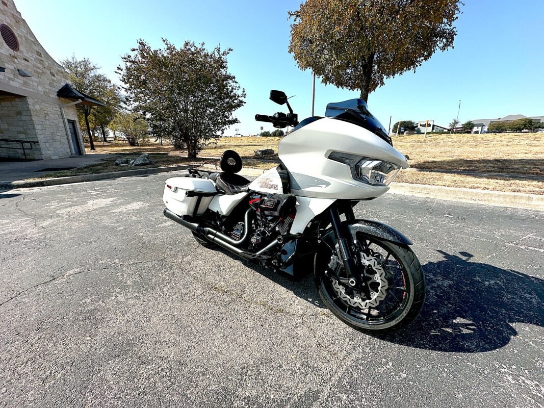 2024 Harley-Davidson CVO Road Glide ST FLTRXSTSE - Photo 3