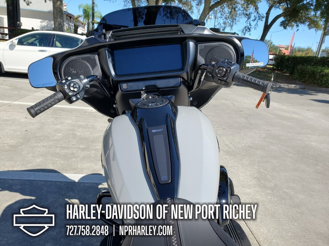 2025 Harley-Davidson Street Glide - Photo 9
