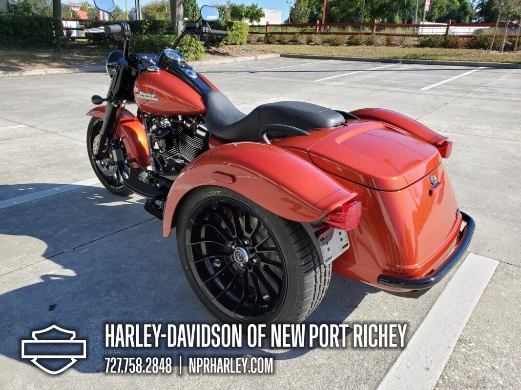 2025 Harley-Davidson Freewheeler - Photo 10