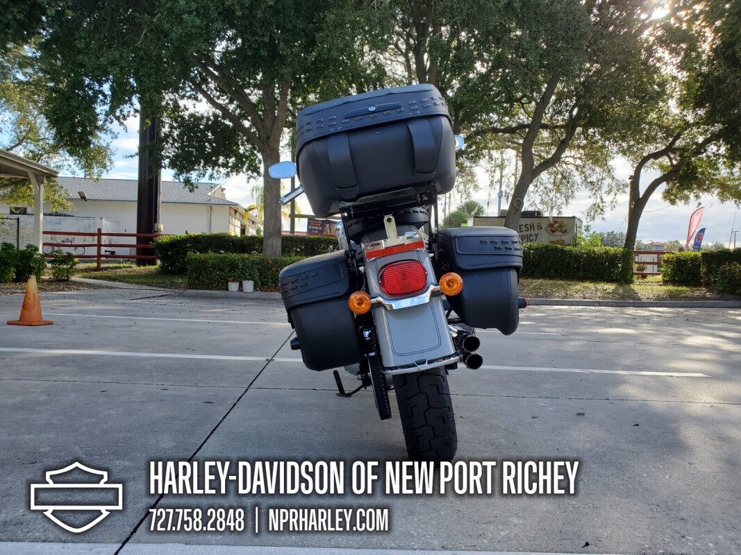 2024 Harley-Davidson Heritage Classic 114 - Photo 6