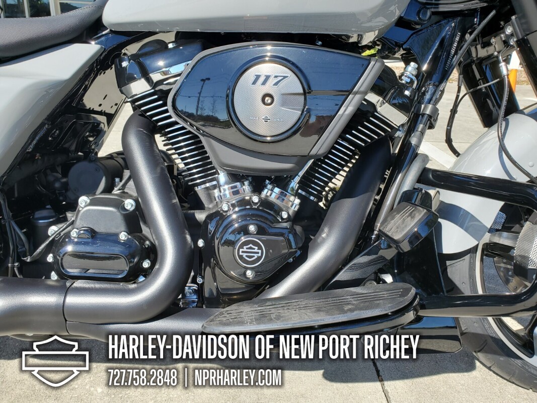 2025 Harley-Davidson Street Glide - Photo 5