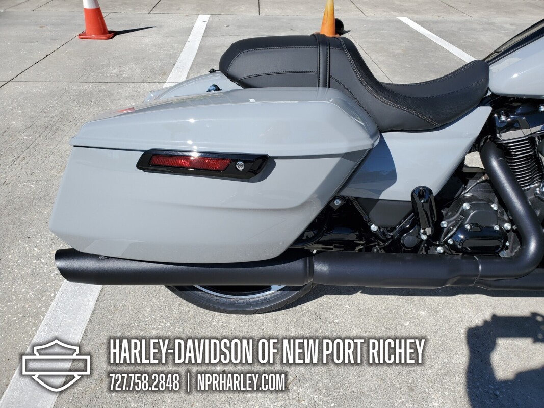 2025 Harley-Davidson Street Glide - Photo 6