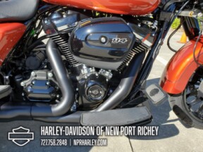 2025 Harley-Davidson® Freewheeler™ thumb 0