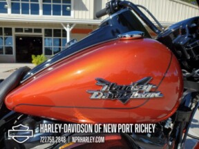 2025 Harley-Davidson® Freewheeler™ thumb 1