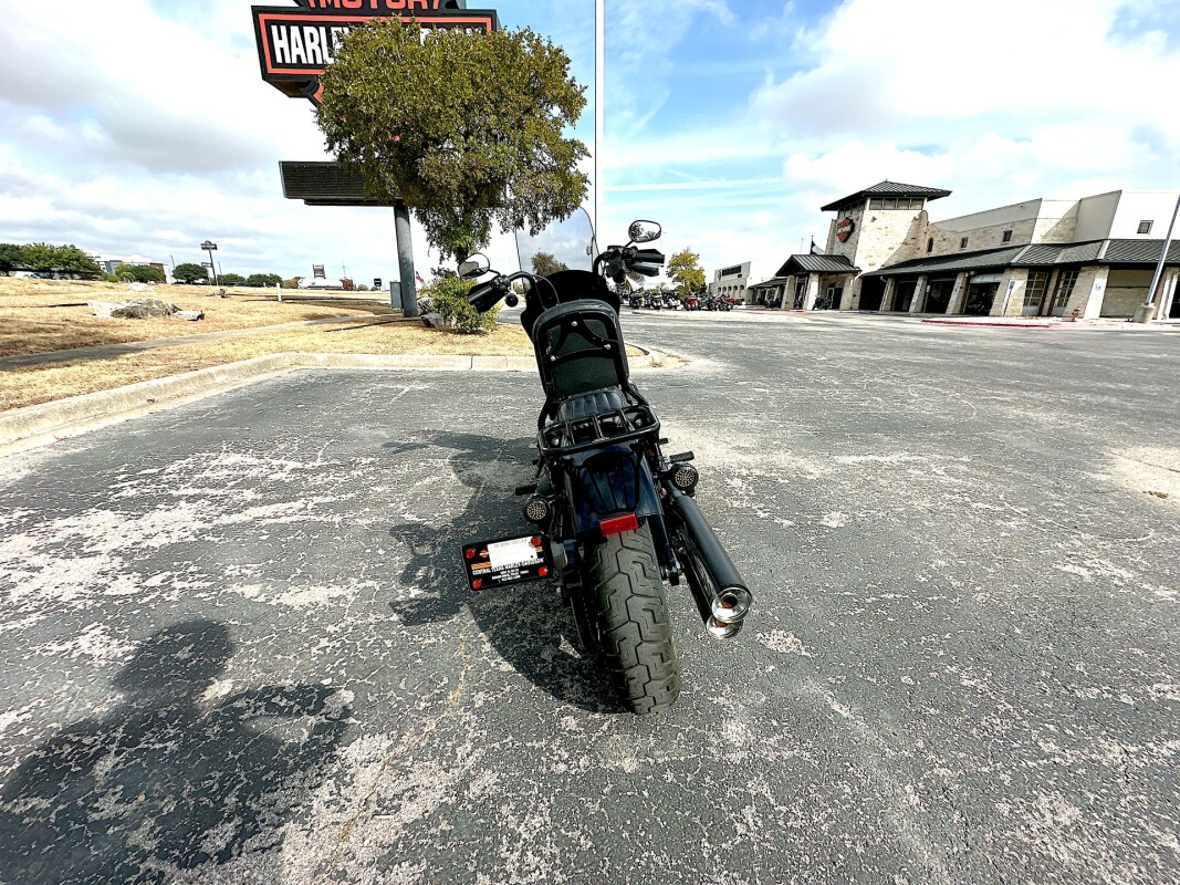 2022 Harley-Davidson Street Bob 114 FXBBS - Photo 8