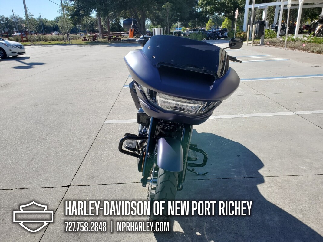 2025 Harley-Davidson Road Glide - Photo 2