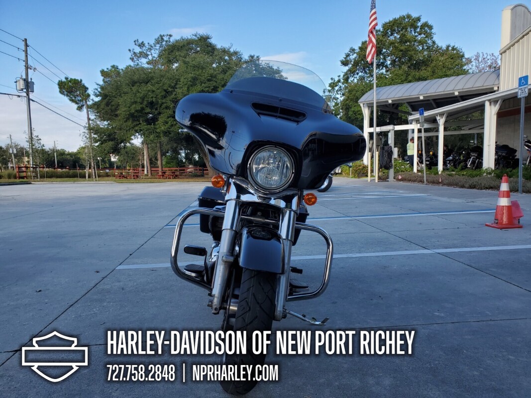 2018 Harley-Davidson Street Glide - Photo 2