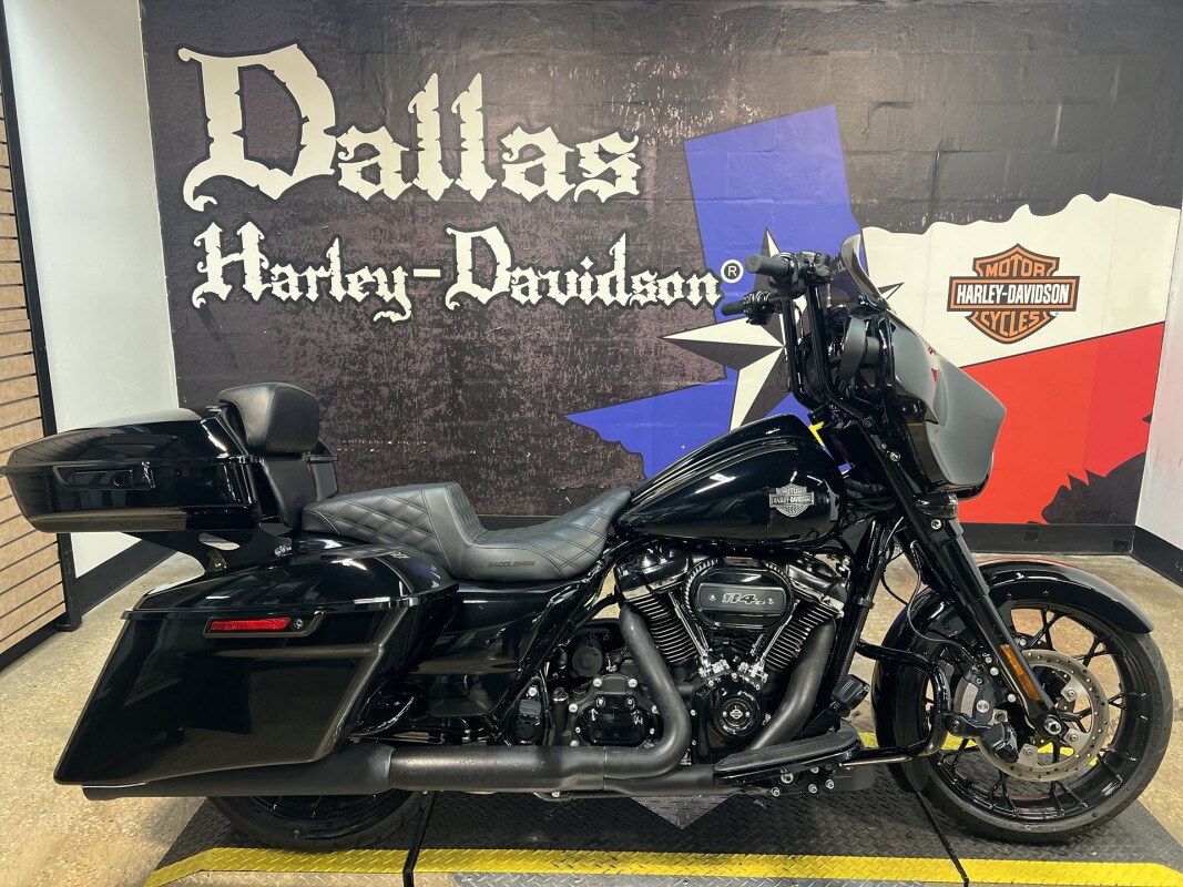 2022 Harley-Davidson Street Glide Special FLHXS