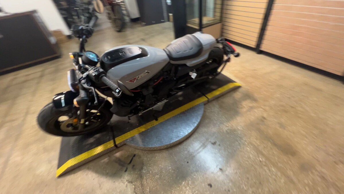 2025 Harley-Davidson Sportster S RH1250S - Photo 8