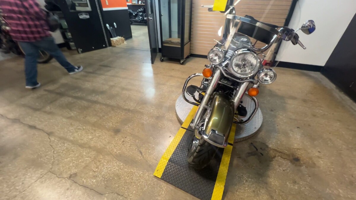 2016 Harley-Davidson Heritage Softail Classic FLSTC - Photo 6