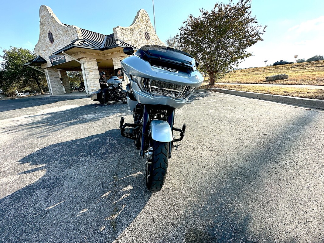 2024 Harley-Davidson Road Glide FLTRX - Photo 4