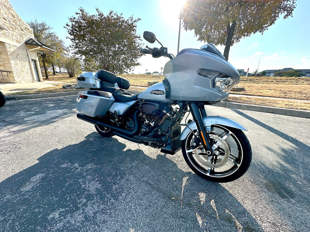 2024 Harley-Davidson Road Glide FLTRX - Photo 3