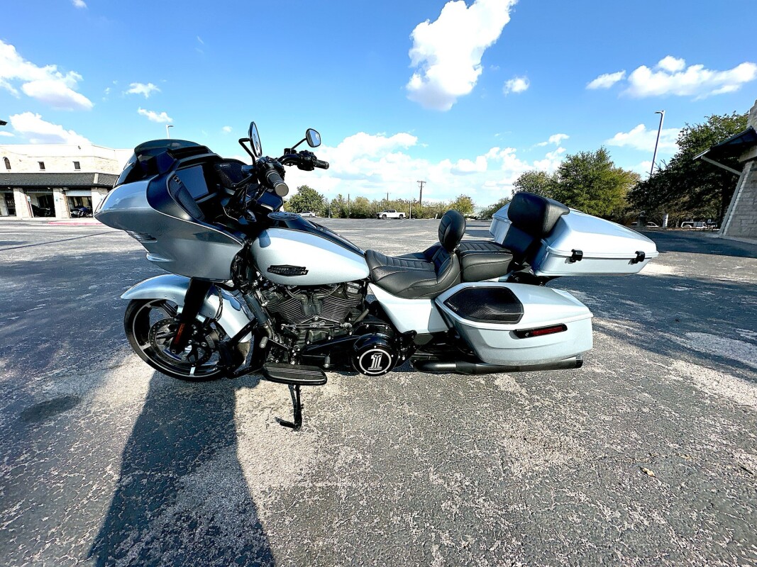 2024 Harley-Davidson Road Glide FLTRX - Photo 6