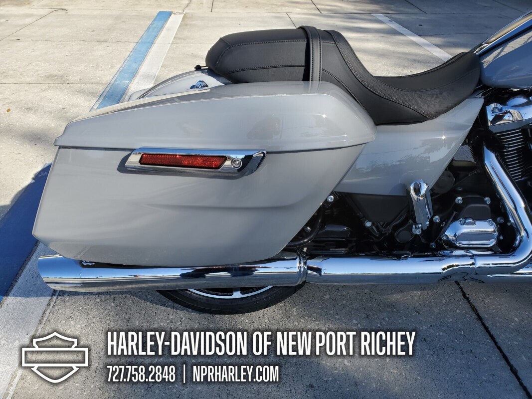 2025 Harley-Davidson Road Glide - Photo 6