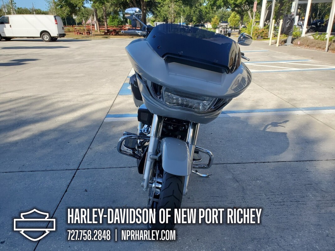 2025 Harley-Davidson Road Glide - Photo 2